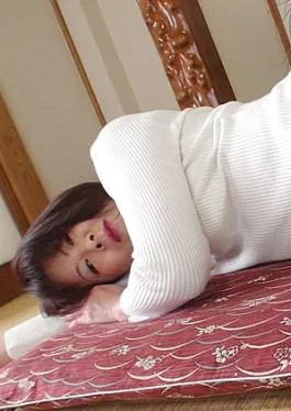 h0930-ki241027 Katahira Ikue 47 Years Old